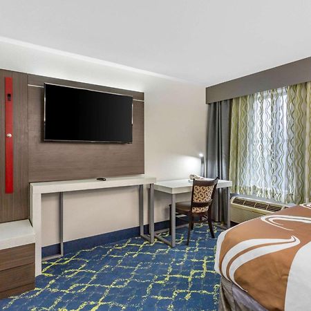 Quality Inn Murfreesboro-University Area Esterno foto