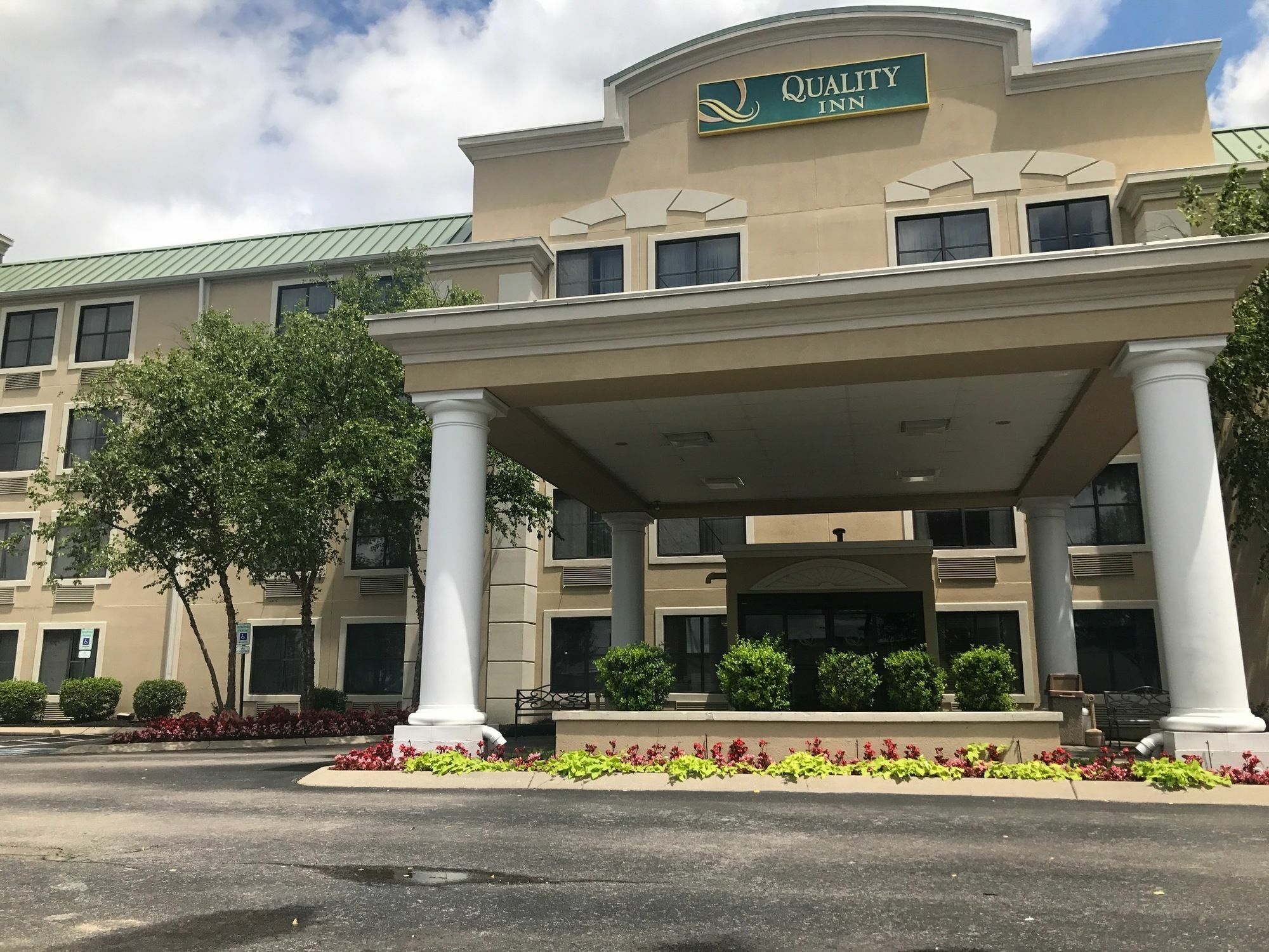 Quality Inn Murfreesboro-University Area Esterno foto