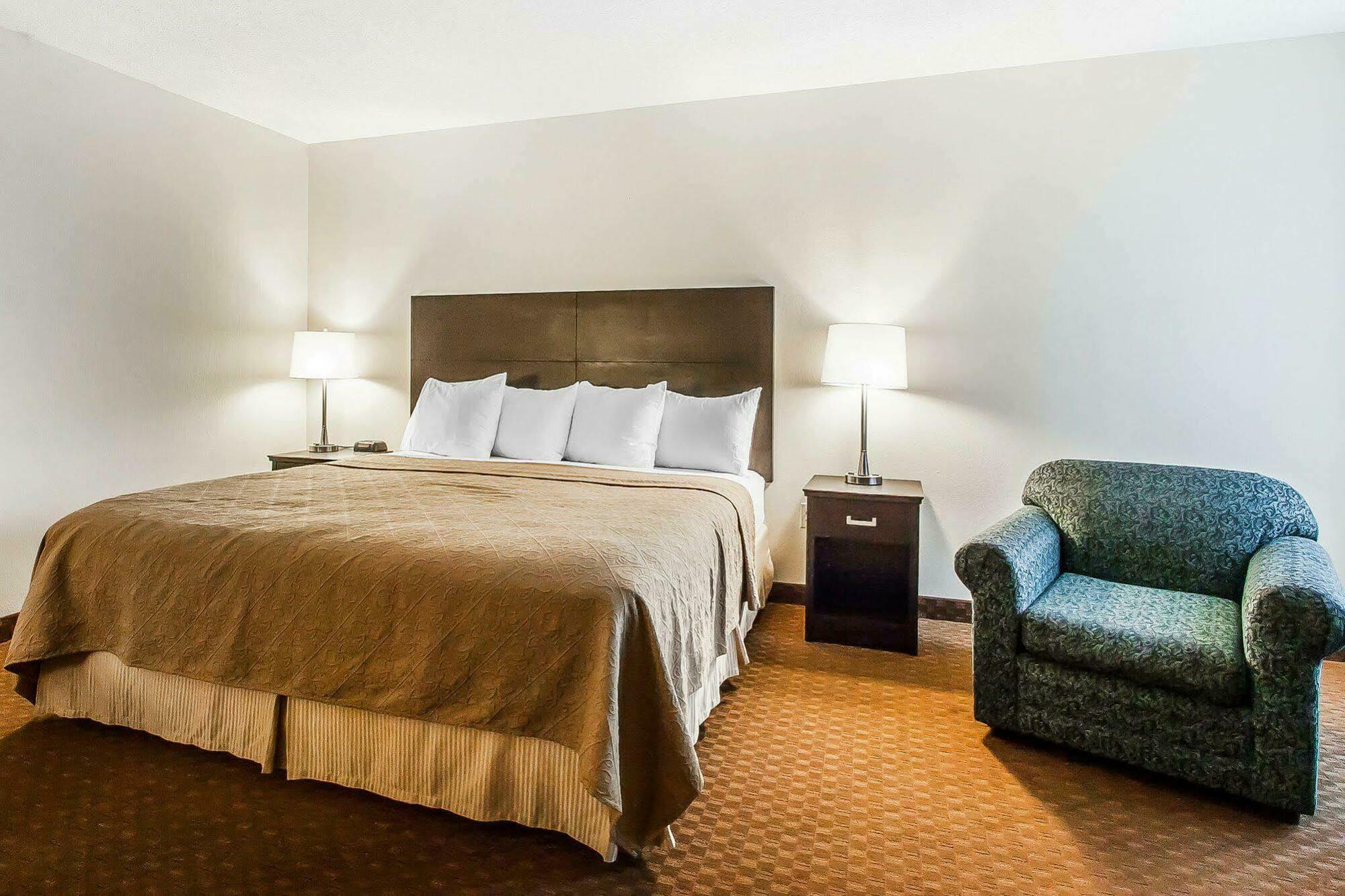 Quality Inn Murfreesboro-University Area Esterno foto